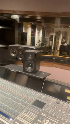 #thinkingoutloud | Jasmine Rivera