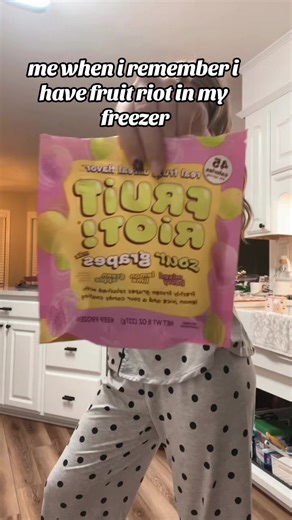 the best snack 😽😽#@fruit riot #justagirl #fruitriot #snscks