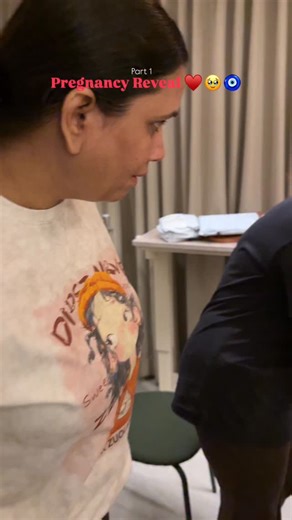 Soha Juneja Chitkara on Instagram: "A memory we’ll replay forever 🧿🤍✨ Couldn’t record sabka reaction but so glad ki itna bhi kar paaye 🙈 . . . #trendingreels #explorepage #couplereels #relatable #trendingaudio #pregnancy #pregnancyreveal #pregnant { Pregnancy reveal , Good news , Surprise reveal , Pregnancy news , Family , First time parents , Happy news }"