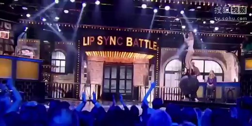 Anne Hathaway -Lip Sync Battle - Wrecking Ball