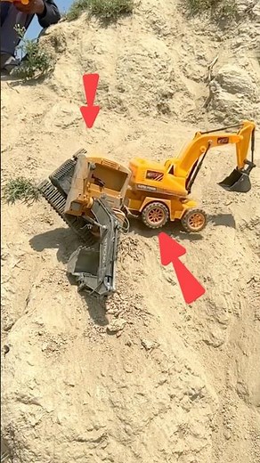 🚧 RC Excavator vs 3DX JCB Challenge Gone Wrong 😱 Mountain Crash!