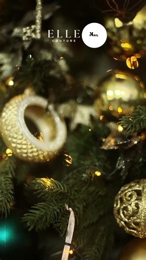 🎄 It’s the most beautiful time of the year🎄 View our festive operating times and plan your appointments in advance. We look forward to serving you 🤎 💅 #ElleNailCouture #FestiveSeason #HolidayHours #DecemberAppointments #NailSalonBoksburg#SelfCareSeason #PamperYourself | Elle Nail Couture