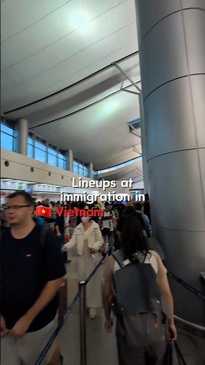 is fast track worth it in Vietnam? 🤔🇻🇳 #vietnam #travelvietnam #vietnamtravel #vietnamtips