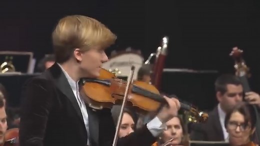 The charming piece Meditation from Thais by Jules Massenet, solo violin Yury Revich. https://www.youtube.com/watch?v=aEkonVUlKDM | The World Music