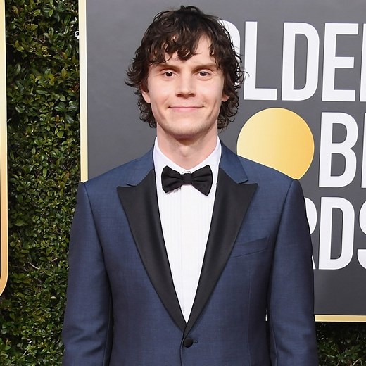 See Evan Peters Become Jeffrey Dahmer in First Photo From Netflix's Monster