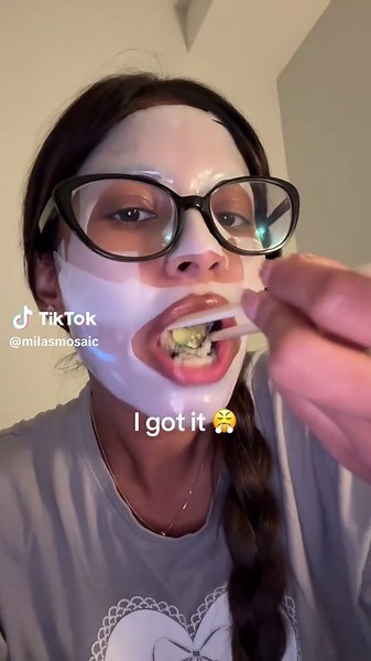 Hailey Bieber's Face Mask While Eating Sushi