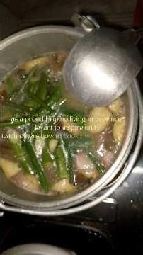 How to cook the traditional sinigang in the Philippines?🍲 #food #shorts