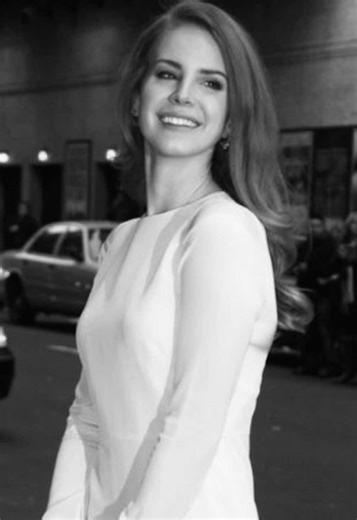 video games by lana del rey - he holds me in his big arms #lanadelrey #videogames #videogameslanadelrey #borntodie #lanadelreyedit