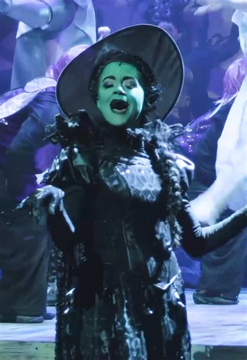 Baila en The Wizard of Oz: La bruja malvada en acción