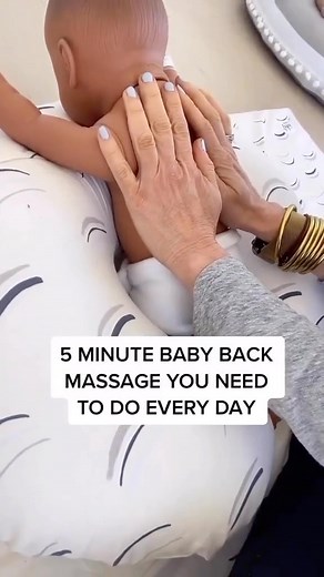 27K views · 448 reactions | Back massage helps baby’s log important tummy time and also helps to develop their back and neck muscles that will eventually lead to gross motor milestones like sitting up, rolling over and crawling. #babymassage #grossmotor #babygirlmassage #babysleep #babybonding #infantmassage #getkahlmi | Kahlmi | Facebook