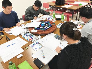 戦略MG（マネジメントゲーム）のゲーム風景・流れを見てみましょう！ ｜企業成長戦略支援センター｜戦略MG（マネジメントゲーム）セミナー開催中