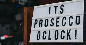 Top 5 Non-Alcoholic Prosecco Substitutes | Simple Mocktail Recipes