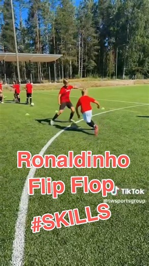 Ronaldinho #worldcup #football #soccer #viral #shorts #ronaldinho #sports #twsports #belfast