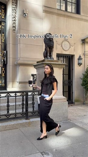 Carolyn Bessette Kennedy Inspired Outfit Day 2☕️🗞️🖤 #nyc #workstyle