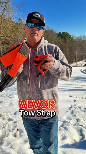 VEVOR Heavy-Duty Tow Strap Recovery Kit for Tough Jobs