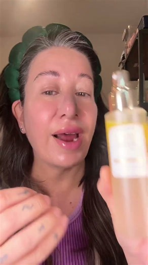 I live a good toner, primer, and finishing spray in one! #skintific