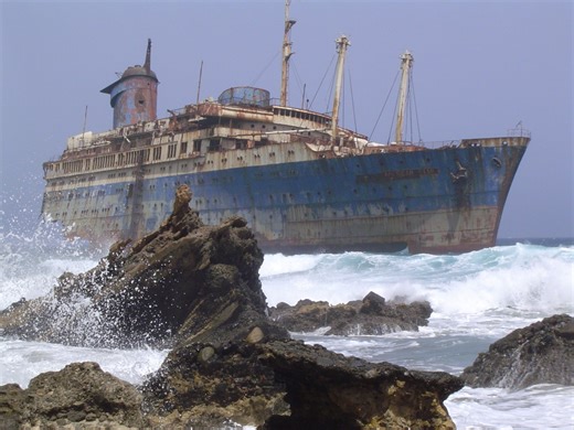 How the Waves Destroyed the SS American Star
