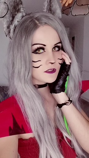 Roxanne Wolf Cosplay from FNAF Security Breach