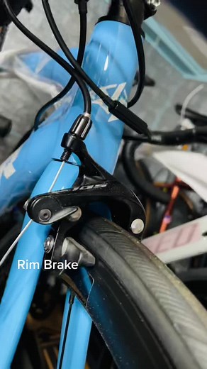 Rim Brake vs Disc Brake: Which is Better for Your Bike?