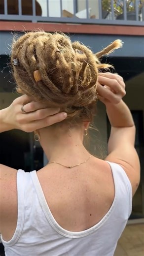 The ultimate hair tie for dreadlocks! Easy dread bun hairstyle with cotton tie up headband. 🌿