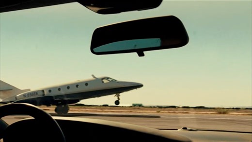 151K views · 5.1K reactions | Solo un personaje de Liam Neeson podría ser capaz de detener un avión con un auto. ¡Y nos encanta verlo en acción! Este #JuevesEnLlamas no te pierdas "Búsqueda Implacable 3" A LAS 9:45PM MEX | 9:55PMCOL #Video | Sony Channel | Facebook