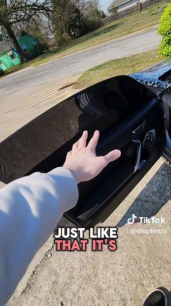 Innovative Removable Car Tint Mod: Easy Installation & Removal