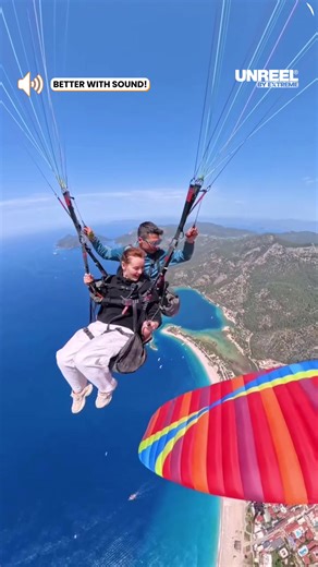 Epic Tandem Paragliding Stunt in Turkey: Pilot Lands on Another Gliding!