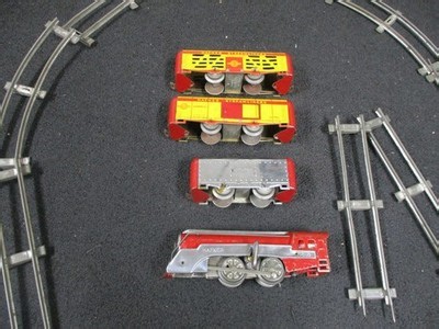 Hafner 1010 wind-up train w/key | eBay