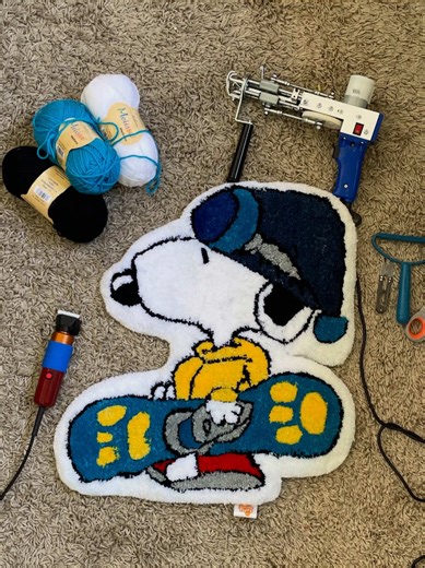 Snoopy Tufting Process: Create Your Own Handmade Rug
