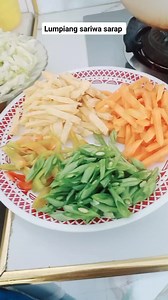 Nagluto ako ng lumpiang sariwa sauce pa lang yummy na #viralvideo2025 #facebookreelsviral | Dannimyer Linga