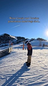 🚫 Kein Plan. ✅ Viel Spaß. ⛷️ Piste = Spielplatz. 👫 Zwei Cousin/en, tausend Ideen – und der Schnee hat keine Chance 😜⛷️❄️ #Pistencrew #Winterkinder #Skikids | Evi Sachenbacher-Stehle - die offizielle Seite