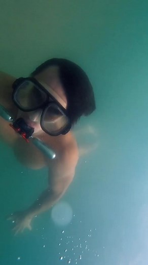 I built a 007 Mini scuba tank from Thunderball. James Bond hows my for...