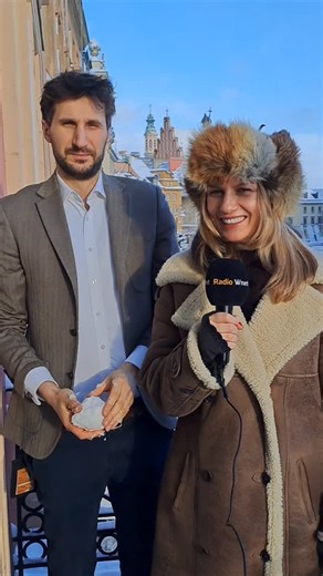 Magdalena Uchaniuk i Łukasz Jankowski, dziennikarze Radia Wnet życzą Państwu do siego roku! @magdalena_uchaniuk @labjankowski #2026 #sylwester #nowyrok | Radio Wnet