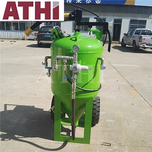 [Hot Item] dB500 Portable Water and Glass Bead Wet Type Dustless Sand Blasting Machine for Car Painting Removal