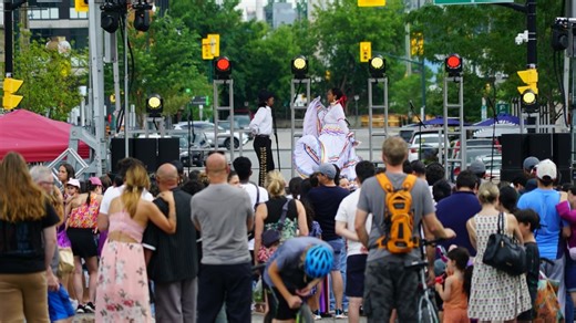 How have these Londoners kept up their cultural traditions?