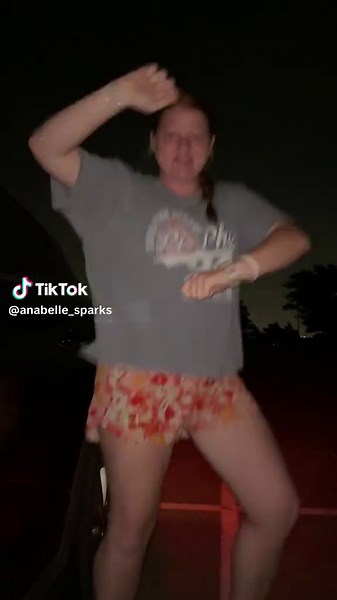 Conga Break: Fun Summer Dance Challenge