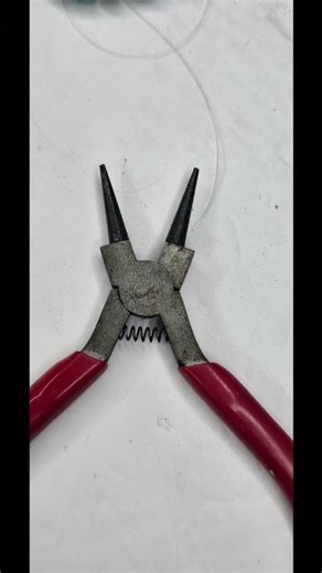 Creating a loop on a 2 hole slider beads opens up the possibilities. #jewelrymaking