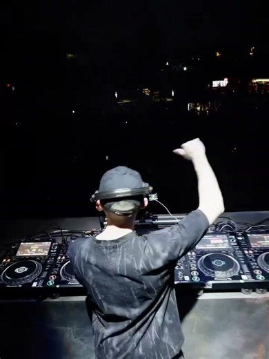 Massano – Simulate Live in Istanbul 🇹🇷🔥 #shorts