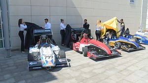FORMULA STUDENT UNIMORE, PRESENTATI I TRE NUOVI PROTOTIPI DI AUTO DA CORSA - Tv Qui Modena