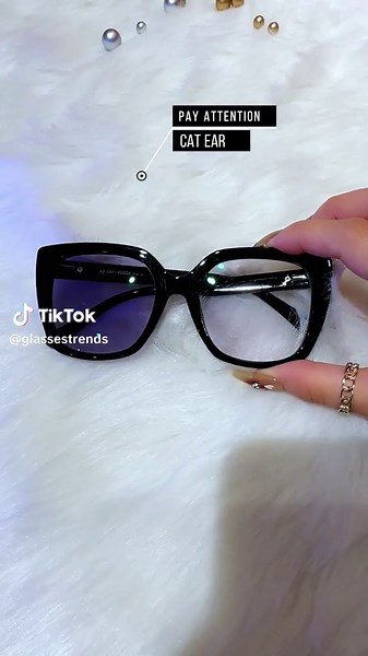 Cat ear cat ear 🐈‍⬛🖤#glasses #eyeglasses #eyewear #musthave #girlfriendgift #girlfriendgift #black #classic #shades #catear #cool