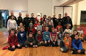 Holiday Cheer Brought To Solon Kids By Shop With A Cop Program