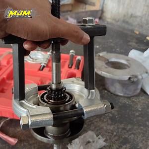 290K views · 4K reactions | Buka bearing kruk as uji coba treker bearing grip on #bengkel #otomotif #tutorial | Belajar Mekanik Dari NOL | Facebook