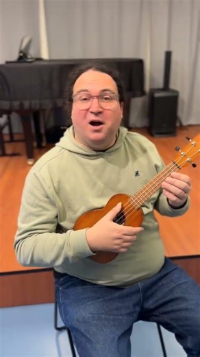 Ukulele lernen in Bern mit André 🎶 #UkuleleBern #ArtsCademiaBern