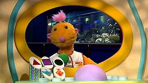 Watch The Hoobs Season 1 Episode 31 - Fish