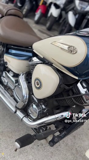 新着入庫車！【dragstar250】 詳細気になる方はお気軽にお聞きください✨ ＝＝＝＝＝＝＝＝＝＝＝＝＝＝＝＝＝＝＝ ゴーバイクでは常時200台以上を展示！ ネイキッド、アメリカン、スポーツ系... それぞれのジャンルにしっかり選択肢があって、 しかも毎週、新しいバイクがどんどん追加されています。 ぜひ一度ご来店ください！ お待ちしております🏍️💨 ＝＝＝＝＝＝＝＝＝＝＝＝＝＝＝＝ “バイクとの出会い”をもっと特別に ＼毎週入荷！常時200台以上の展示バイク／ GOBIKE - ゴーバイク - ✼ ネイキッド・アメリカン・スポーツ系の豊富なジャンル🏍️ ✼ 希少車種や個性派モデルも続々入荷✨ ✼ バイク高価買取＆柔軟な価格対応📈 📍大阪府寝屋川市堀溝1-7-8 （R163号線沿い） ＝＝＝＝＝＝＝＝＝＝＝＝＝＝＝＝ #大阪バイク #中古バイク #dragstar #ドラッグスター250 #ドラッグスター