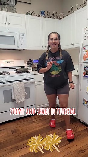 stomp and shake it tutorial #cheertutorials #cheerleading #cheertok #cheertips #cheercoach #cheersandchants #cheer #cheerpractice