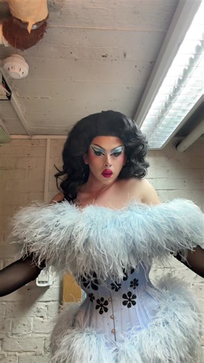 Mugged Out: A Stunning Drag Performance Showcase