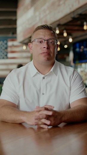 Good food. Cold drinks. Even better company. Food for legends, hospitality with heart — that’s 30hop. | 30hop