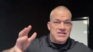 16K views · 655 reactions | INDIRECT APPROACH VS PASSIVE AGGRESSIVE It comes down to INTENT. Who is benefitting? YOU or the TEAM? . #extremeownershipacademy . Jocko Willink | Echelon Front | Facebook