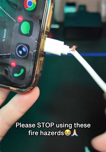 This is one of those TikTok Shop gadgets that actually makes sense. 👀⚡ It’s a 240W super fast USB-C charging cable that secretly doubles as a folding phone stand. The elbow connector design keeps the cable out of the way while you’re gaming, watching TikTok, FaceTiming, or working, and the braided cable makes it durable enough for everyday use. So instead of holding your phone while it charges… the cable literally holds the phone for you. Compatible with iPhone 15/16/17, Samsung Galaxy, Android